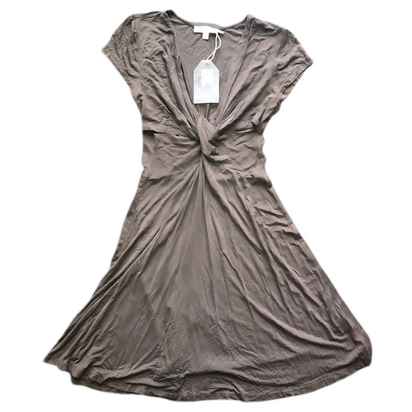 Hem & Thread Dresses & Skirts - Hem & Thread Cutout Short Sleeve Dress